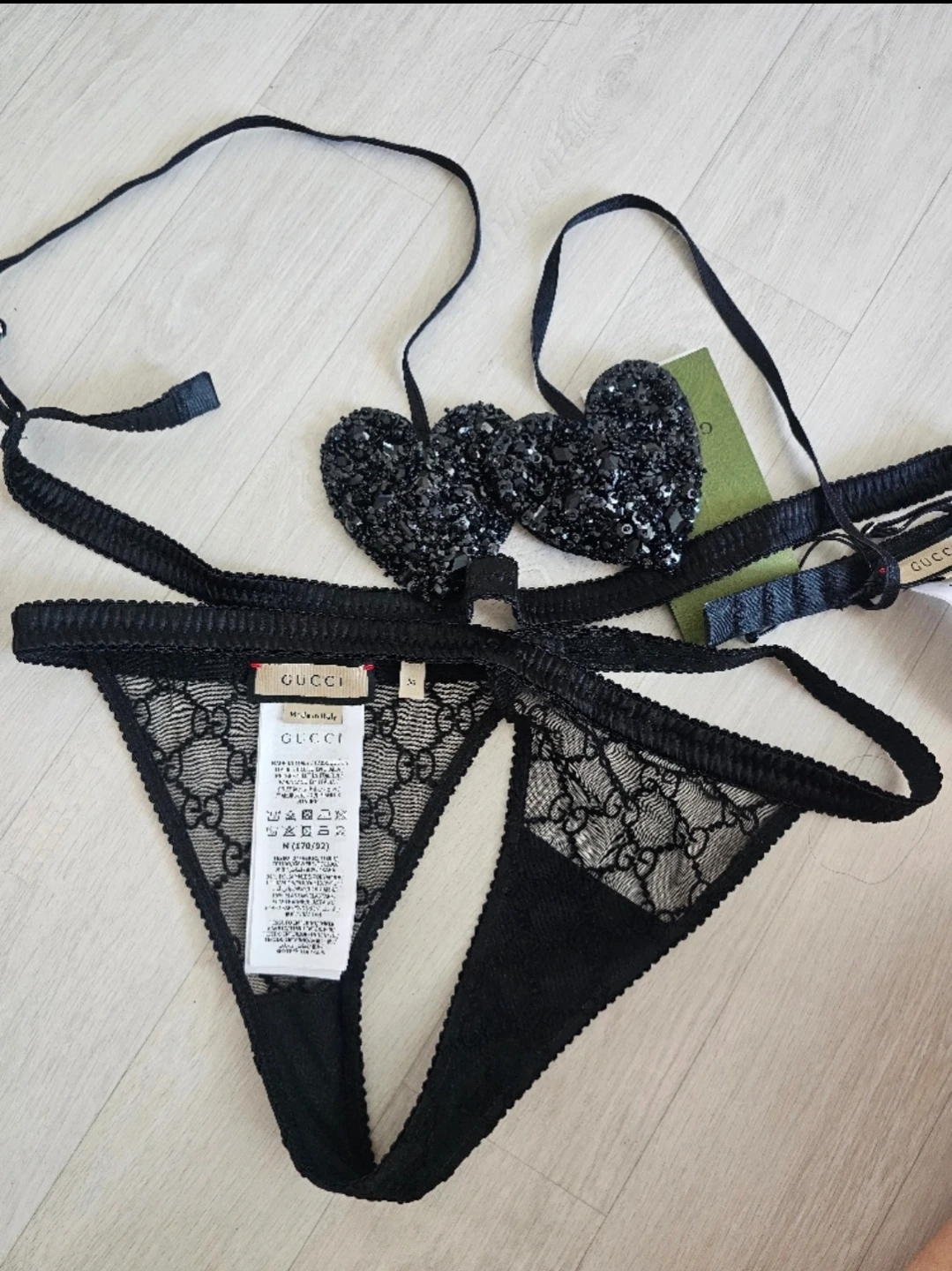 Gucci Black Lace Heart Detail Bralette & Thong Set - Size M - photo 5