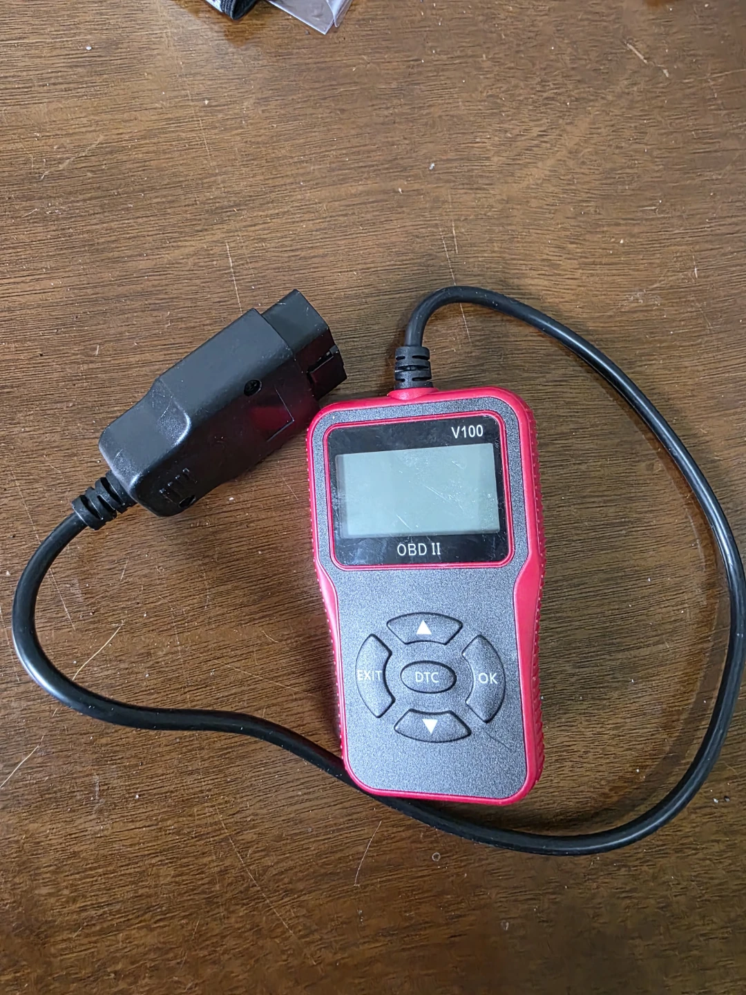 V100 OBD II Diagnostic Scan Tool
