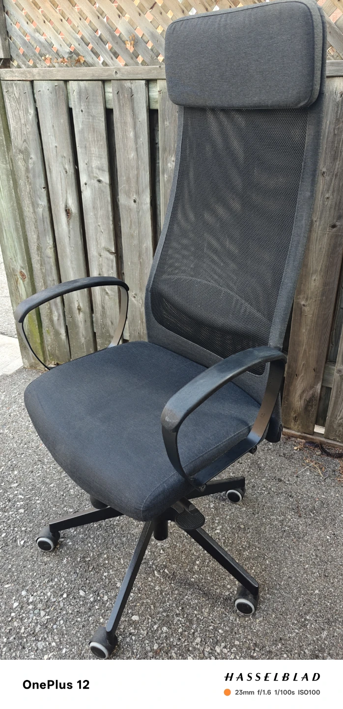 Black Mesh Office Chair with Headrest - photo 2