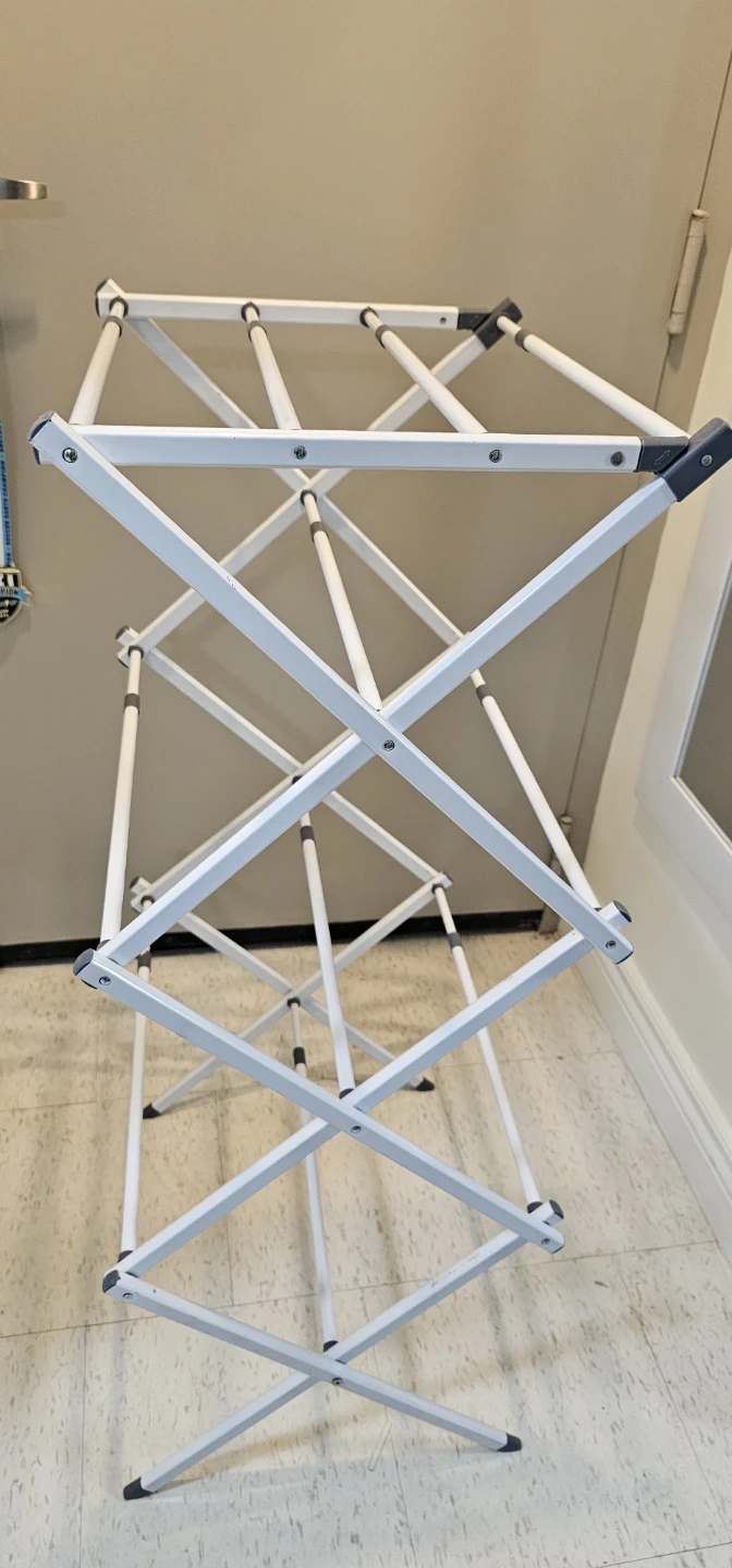Adjustable White Folding Drying Rack - photo 3