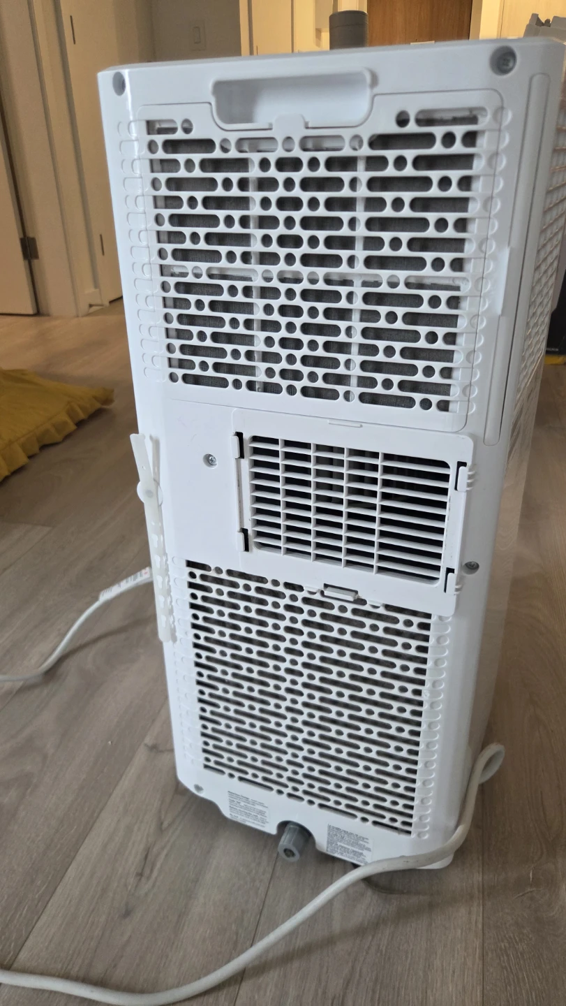 Hisense Portable Air Conditioner – 5500 BTU (200 sq ft) - photo 3