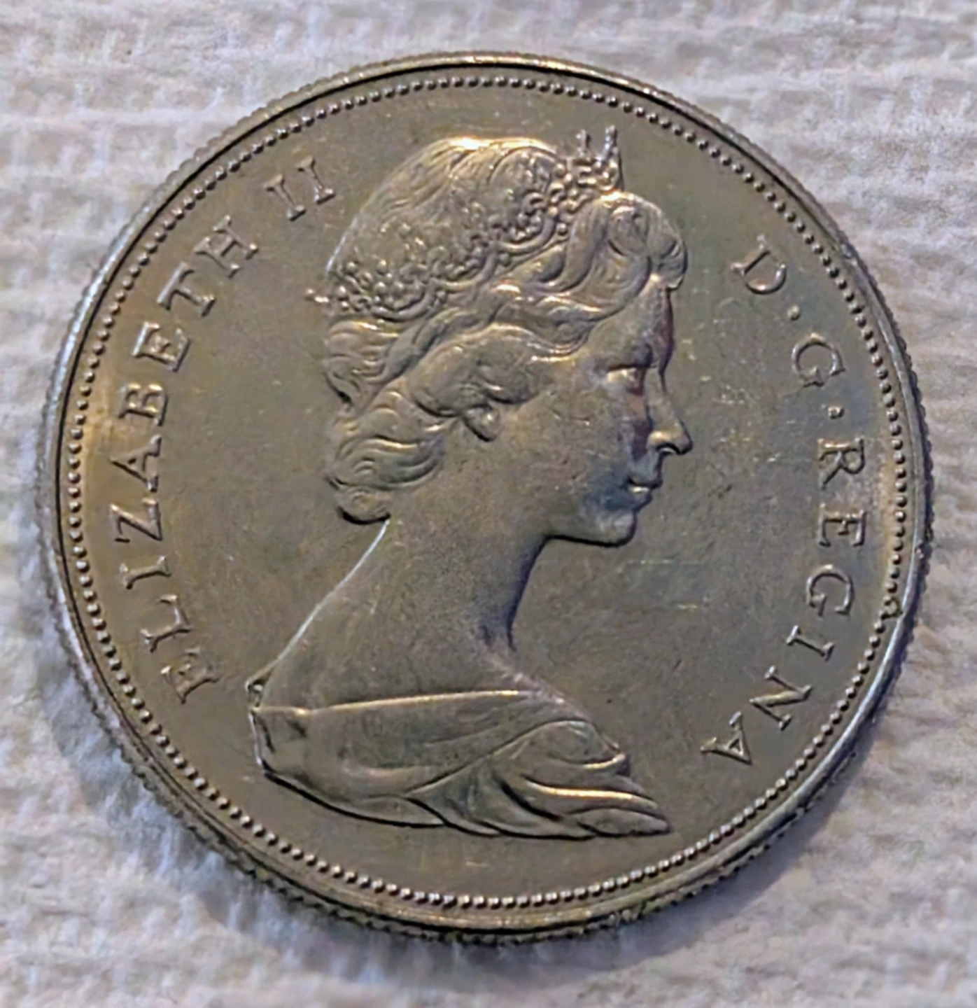 1971 British Columbia Canada Dollar Coin - photo 2