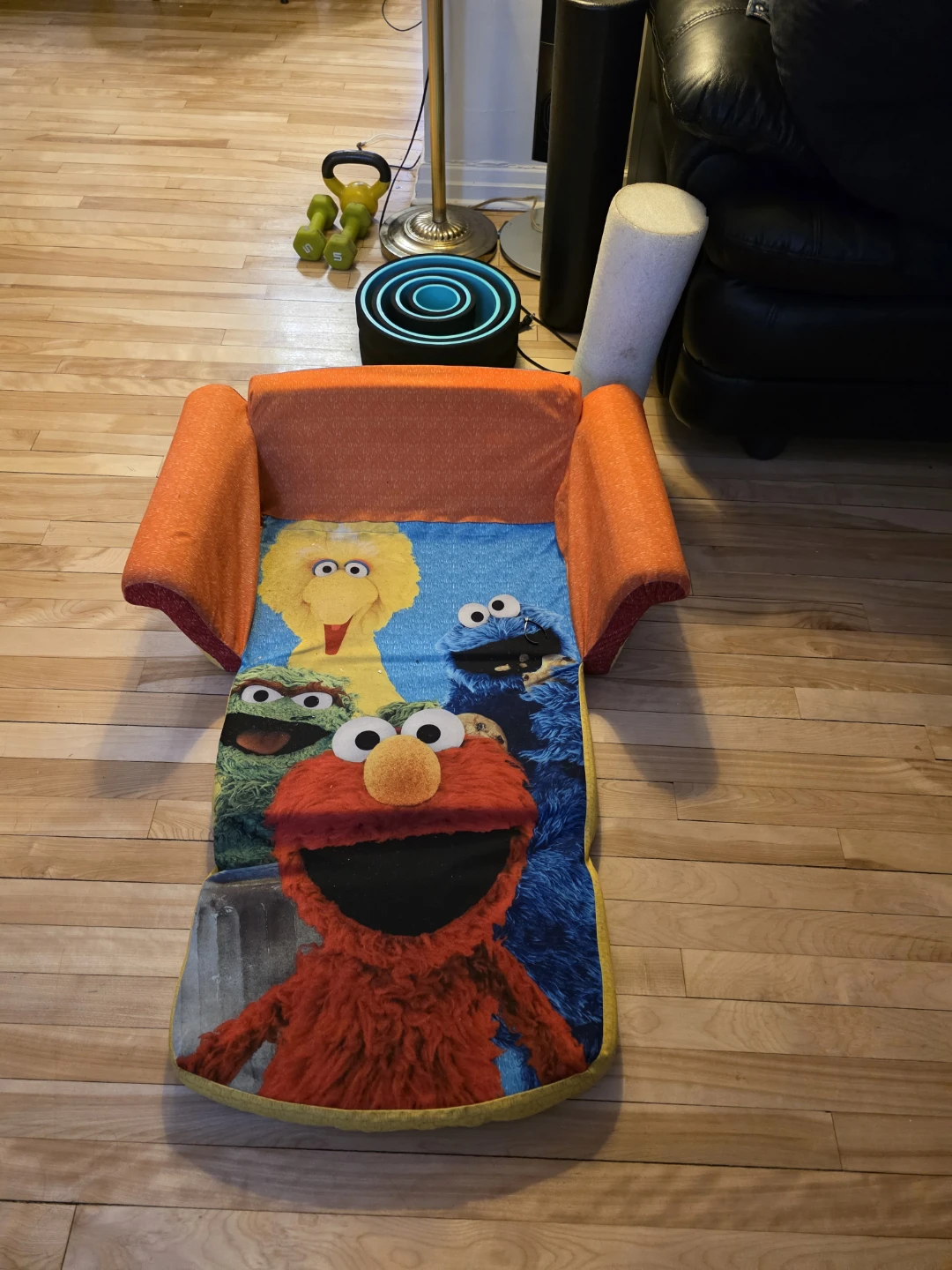 Sesame Street Elmo Toddler Couch / Chair - photo 2