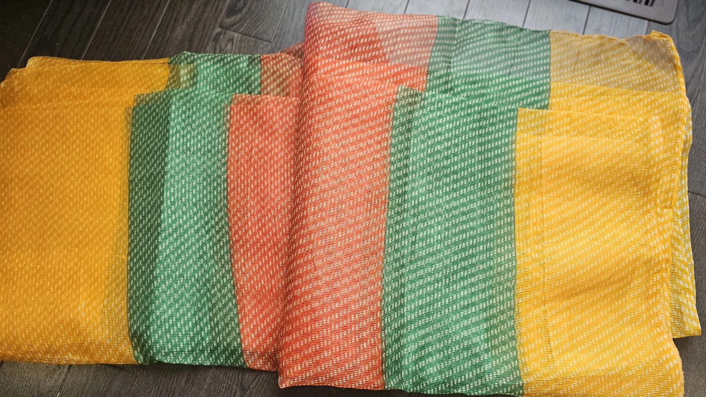 Each Sari for $5 - photo 3