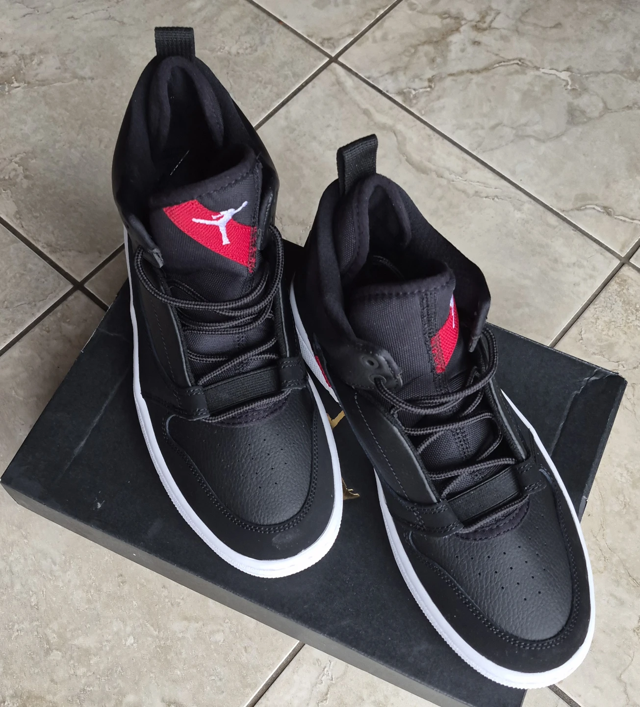 Jordan Fadeaway (GS) Shoes