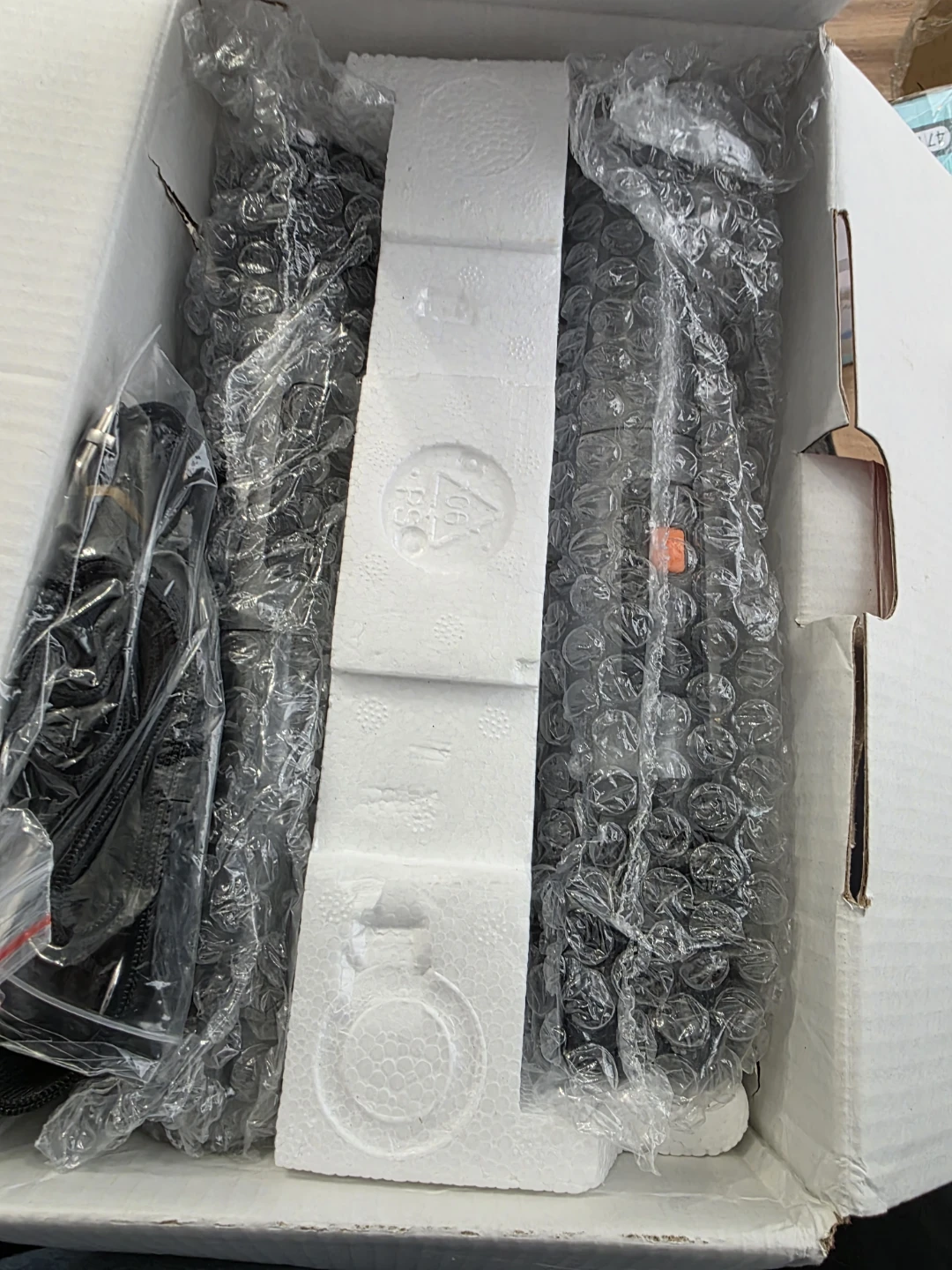 K9-M Karaoke Machine with 2 Wireless Microphones - photo 5