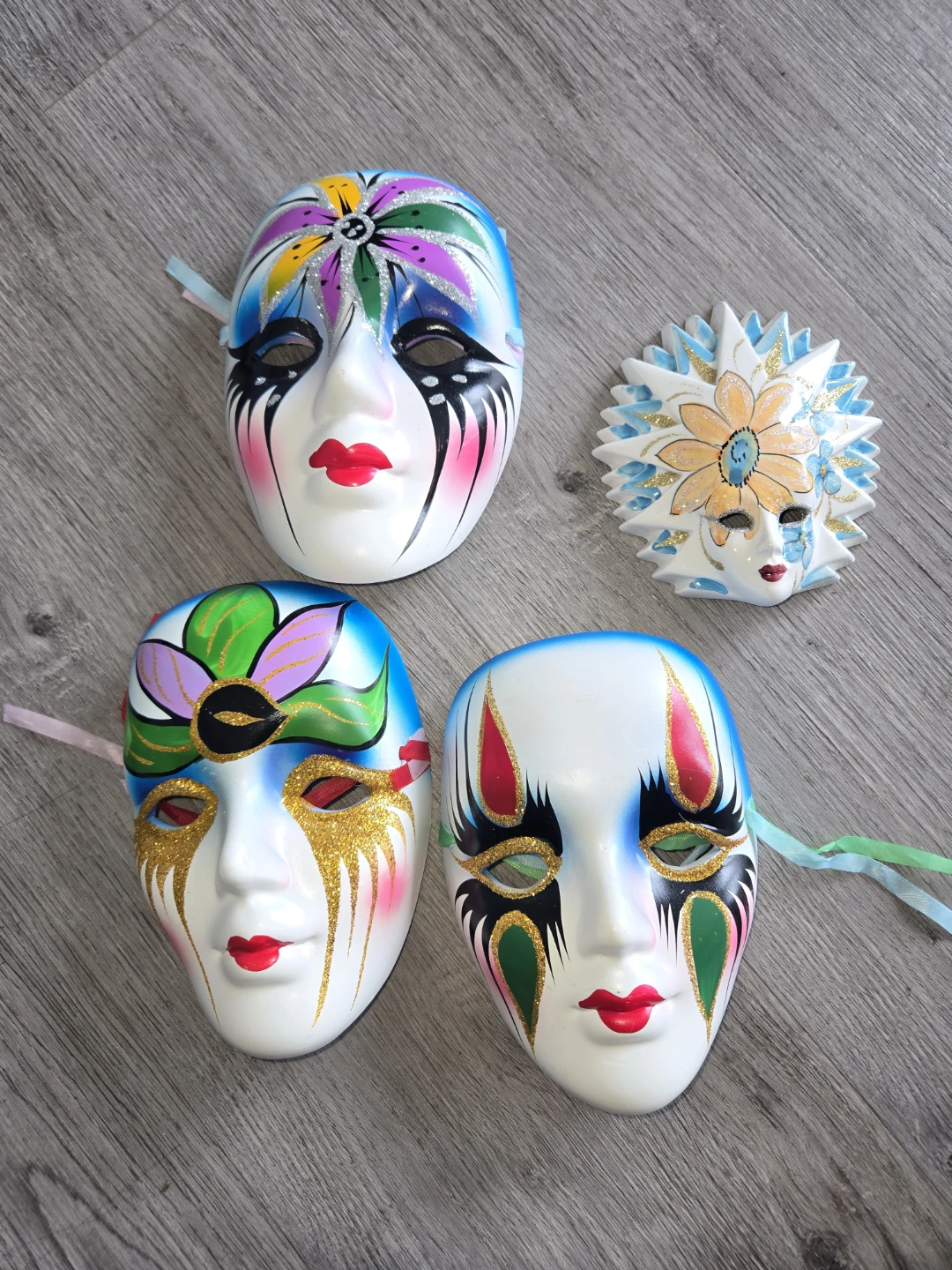 Set of 4 Decorative Masks