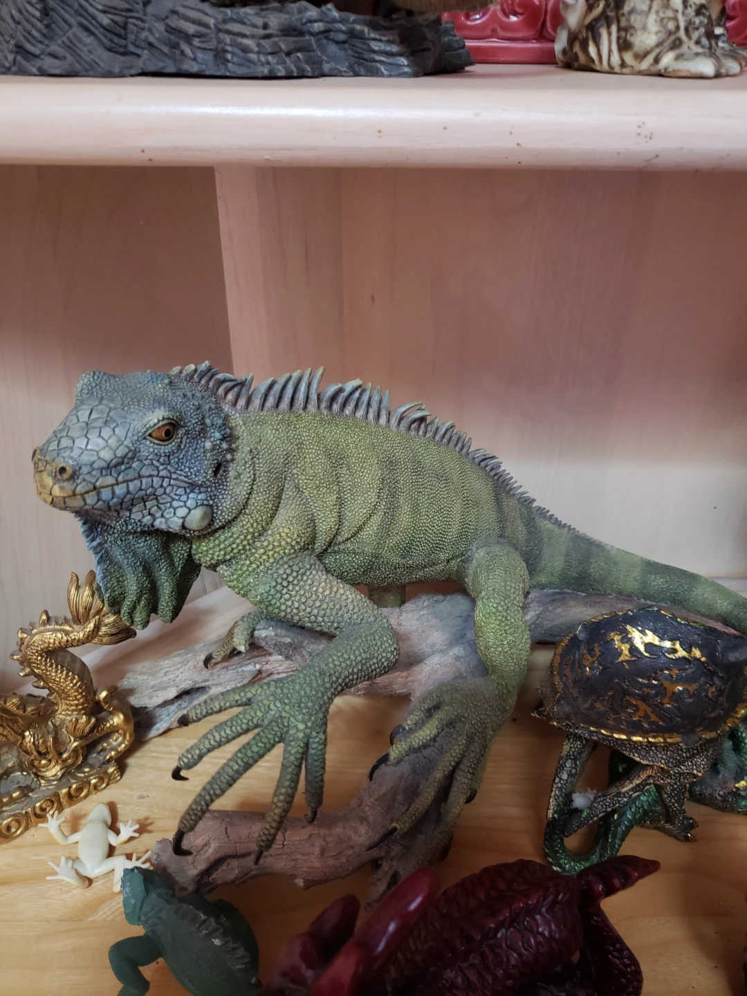 Realistic Iguana Figurine