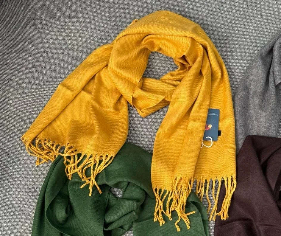 (new with tag) Mustard Yellow Scarf with Fringe