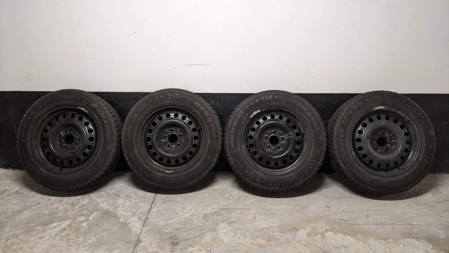 Dynamo Winter Tires on Rims - 225/65R17