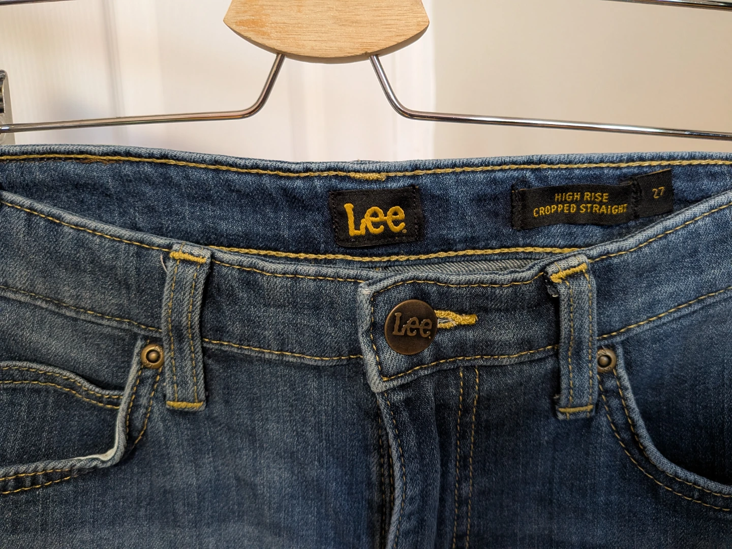 Lee High Rise Cropped Straight Jeans Size 27