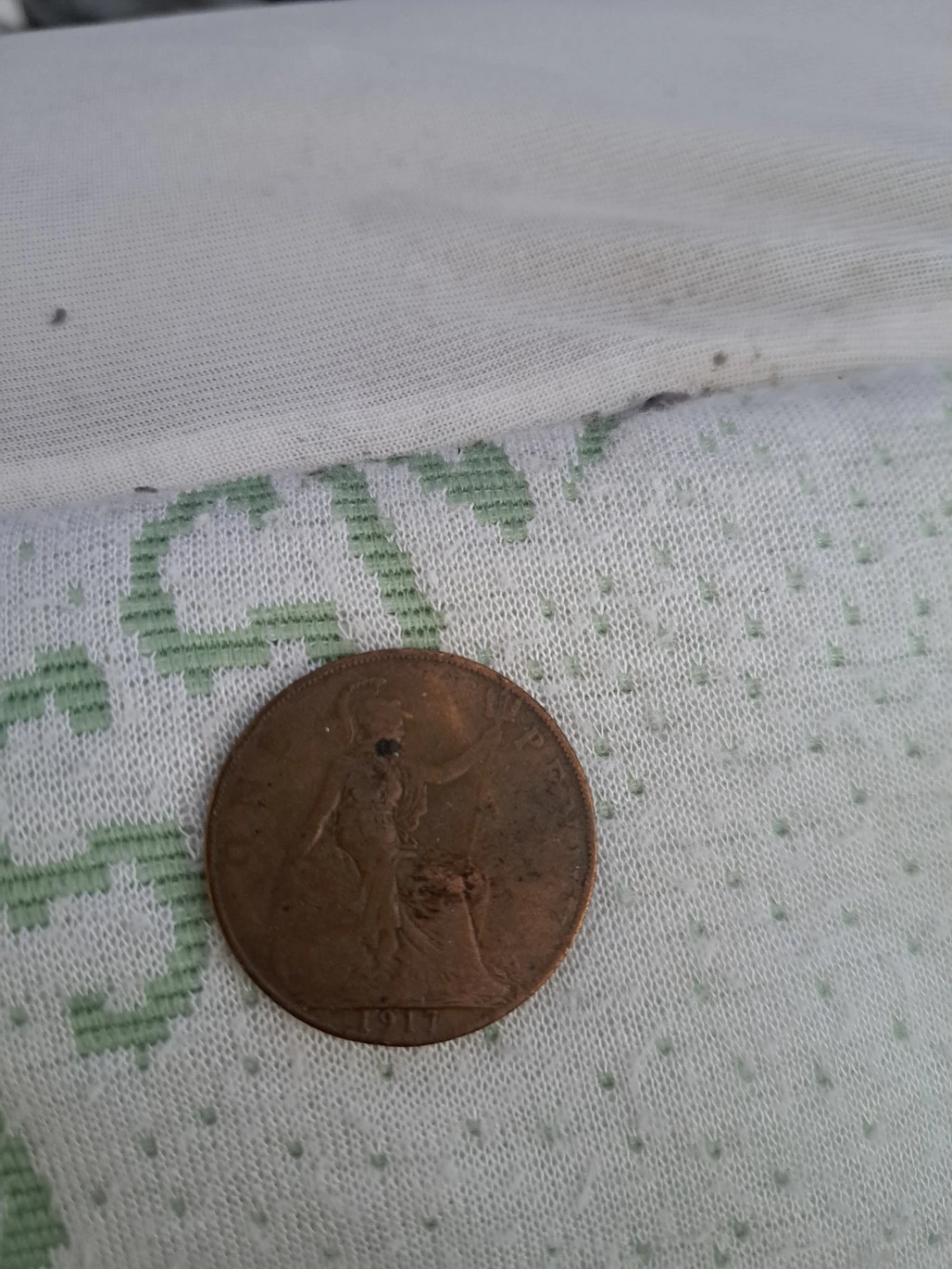 Vintage UK Penny Coins (1902 & 1917) - photo 2