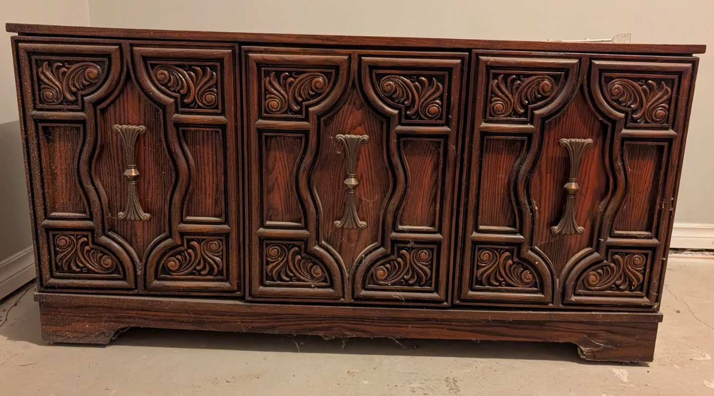 70's Victoriaville Vintage Wooden Dresser / Cabinet / TV stand