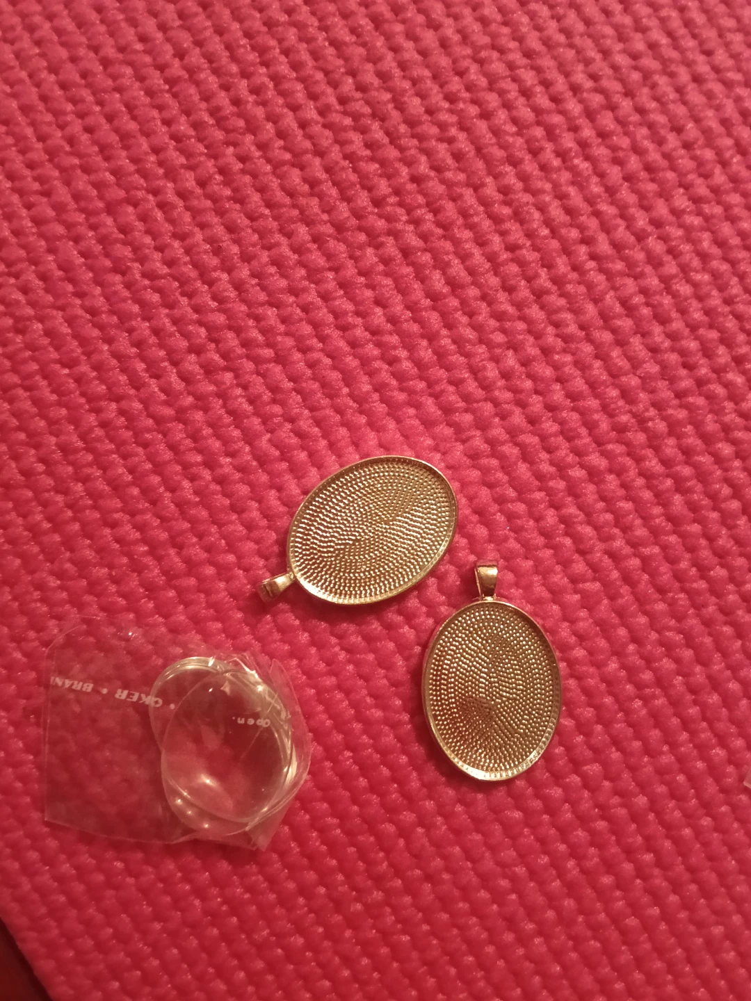 Jewelry Pendant Trays with Clear Covers