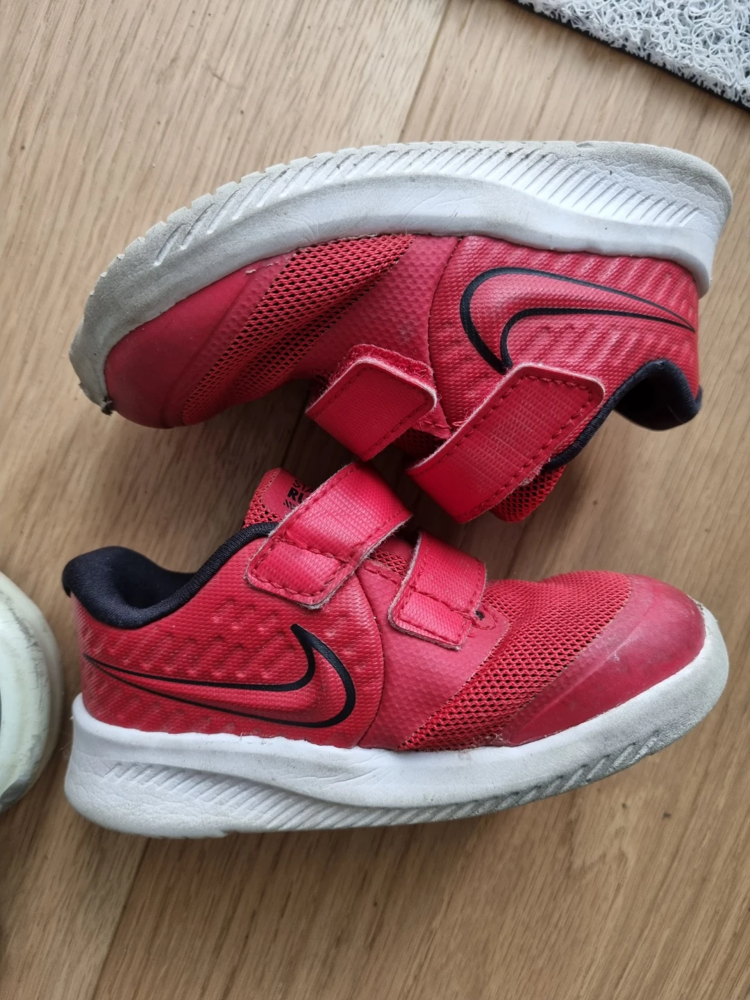 Nike Star Runner Kids Red Shoes and dino rainboots - photo 2