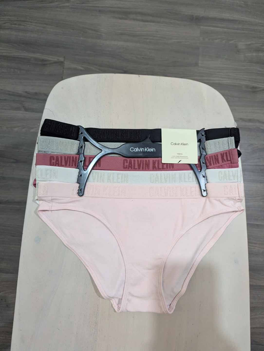 Calvin Klein Women's 3-Pack Briefs - Size M