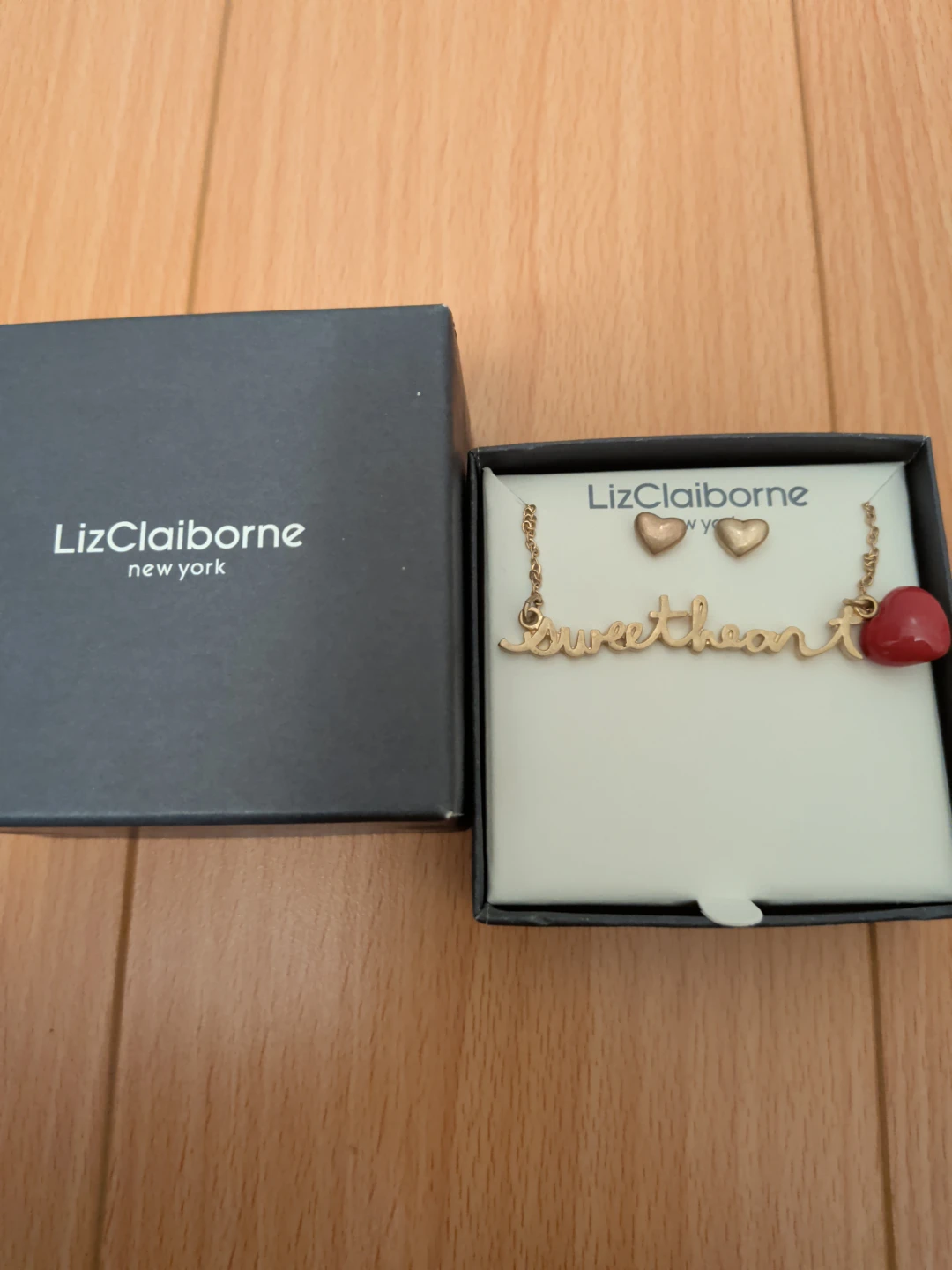 Liz Claiborne "Sweetheart" Necklace and Earrings Set - photo 2