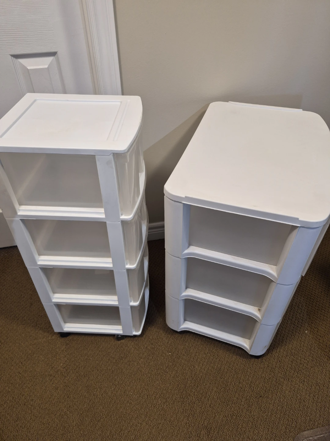 2 White Plastic Drawer Units - photo 3