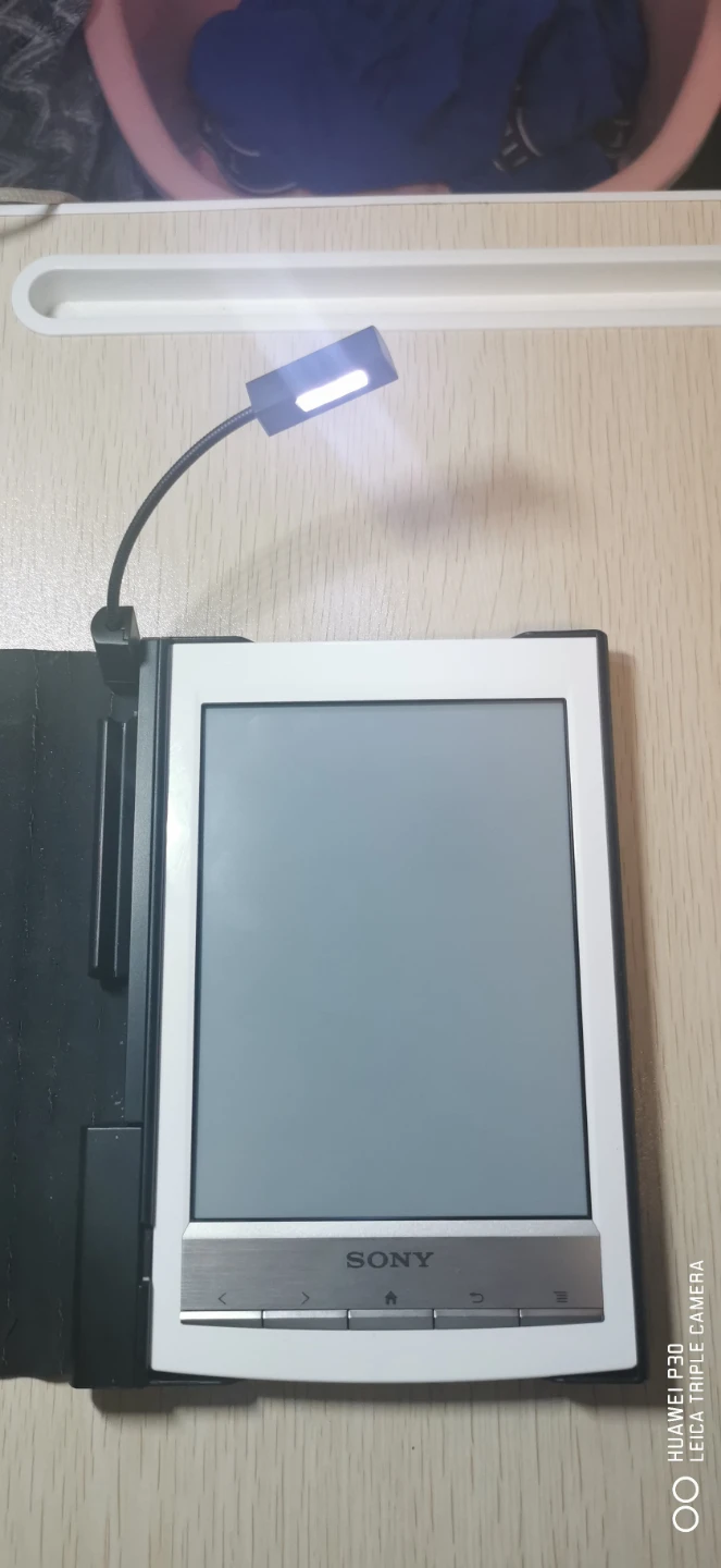 (NEED GONE FAST) Sony Reader PRS-T1 Digital Book Reader - photo 3