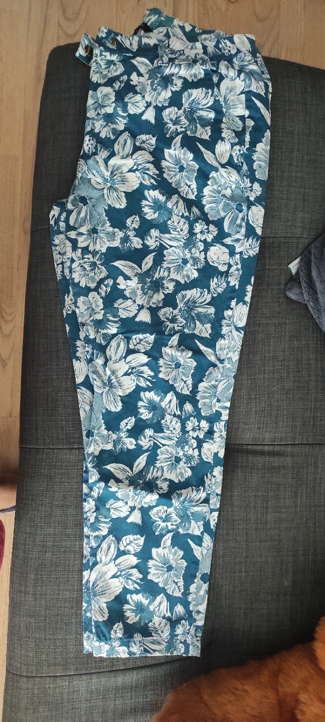 Mark West Floral Pants Size 32