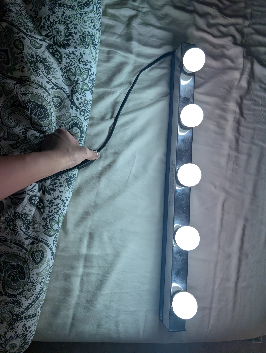 IKEA Musik 6-Light Vanity Bar