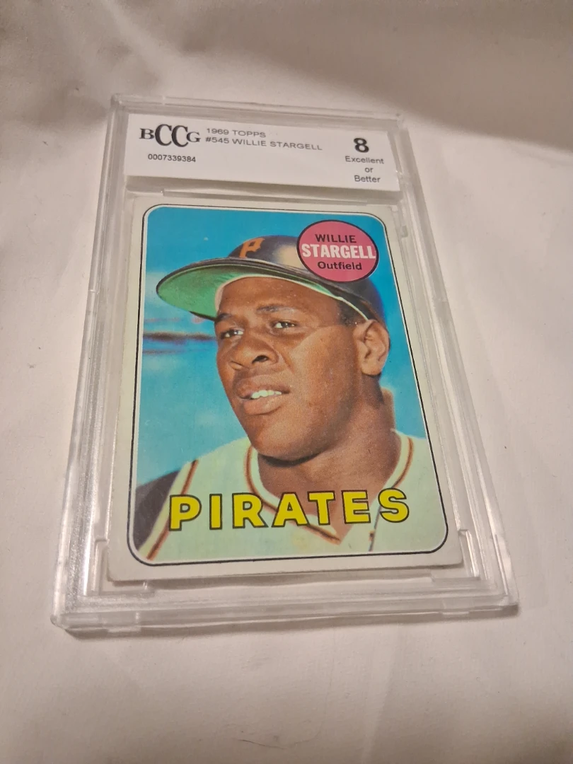 1969 Topps Willie Stargell #545 Baseball Card - Graded 8