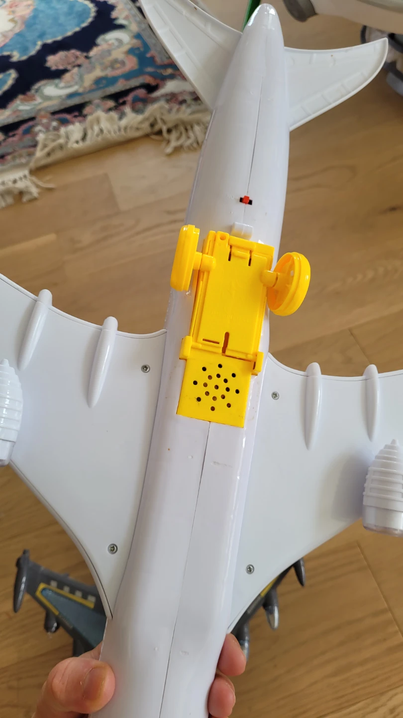 2 toy airplanes - photo 2