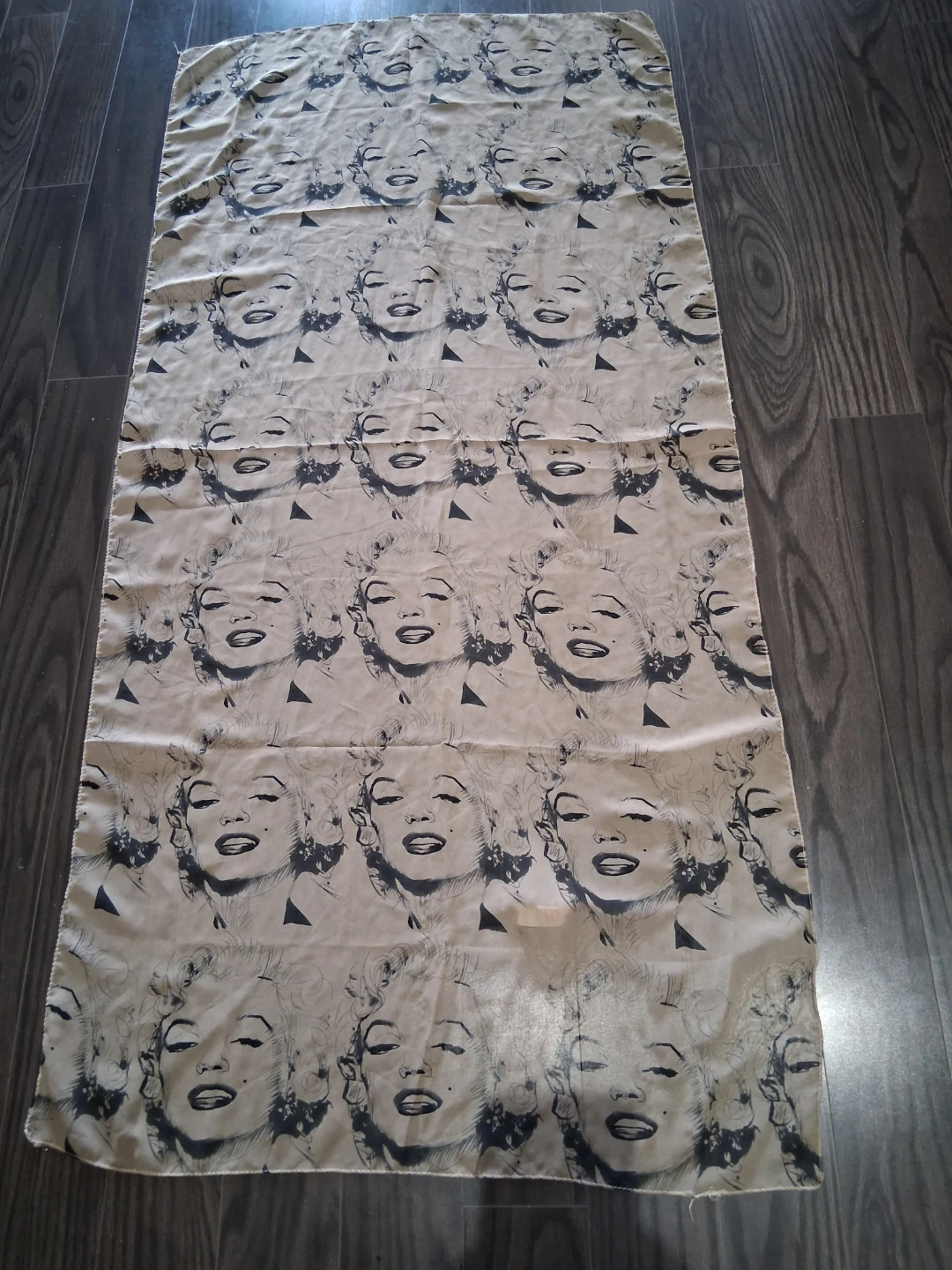Marilyn Monroe Print Scarf - photo 3