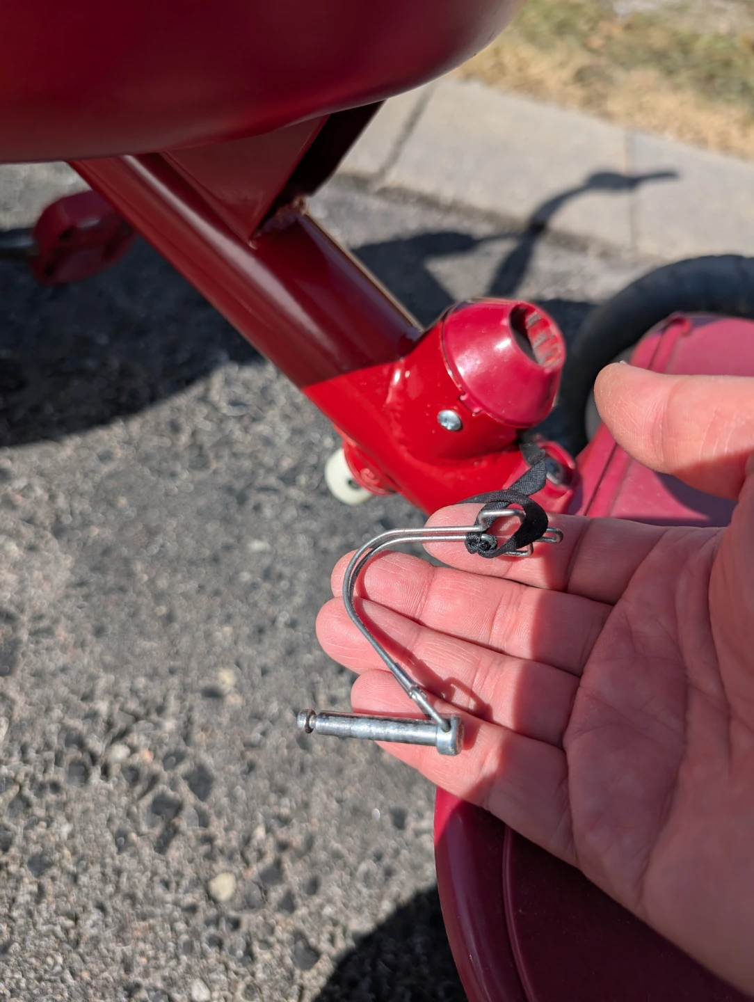 Radio Flyer Red Tricycle with Push Handle - photo 3