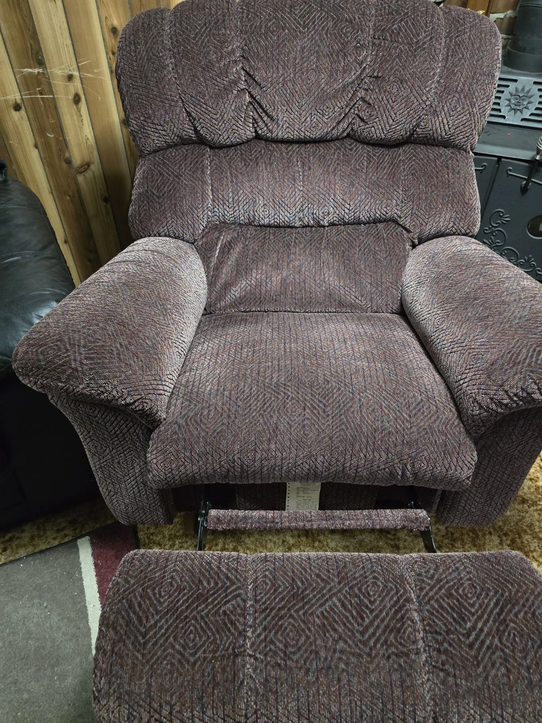 Lazy boy Recliner Loveseat & Chairs - photo 4