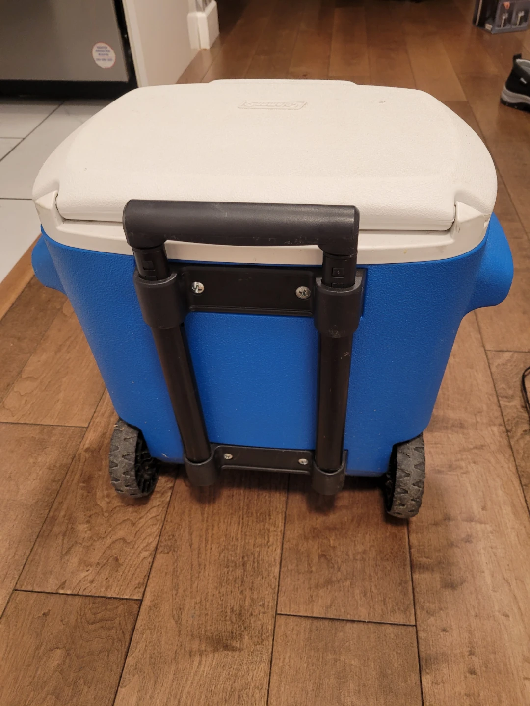 Coleman Rolling Cooler - photo 2