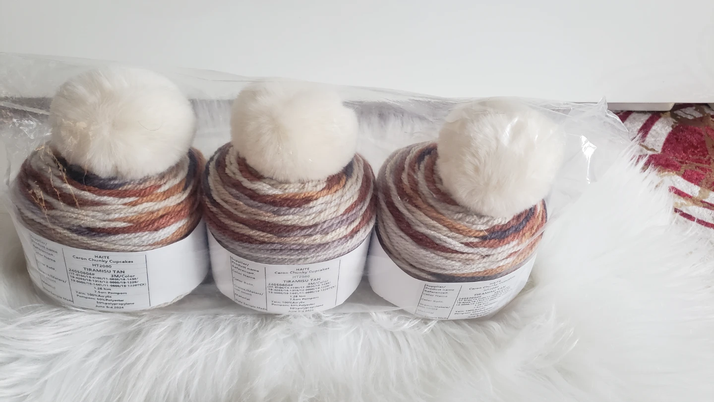 Brand new Haite Caron Chunky Cupcakes Tyramisu Tan 3pcs - photo 2