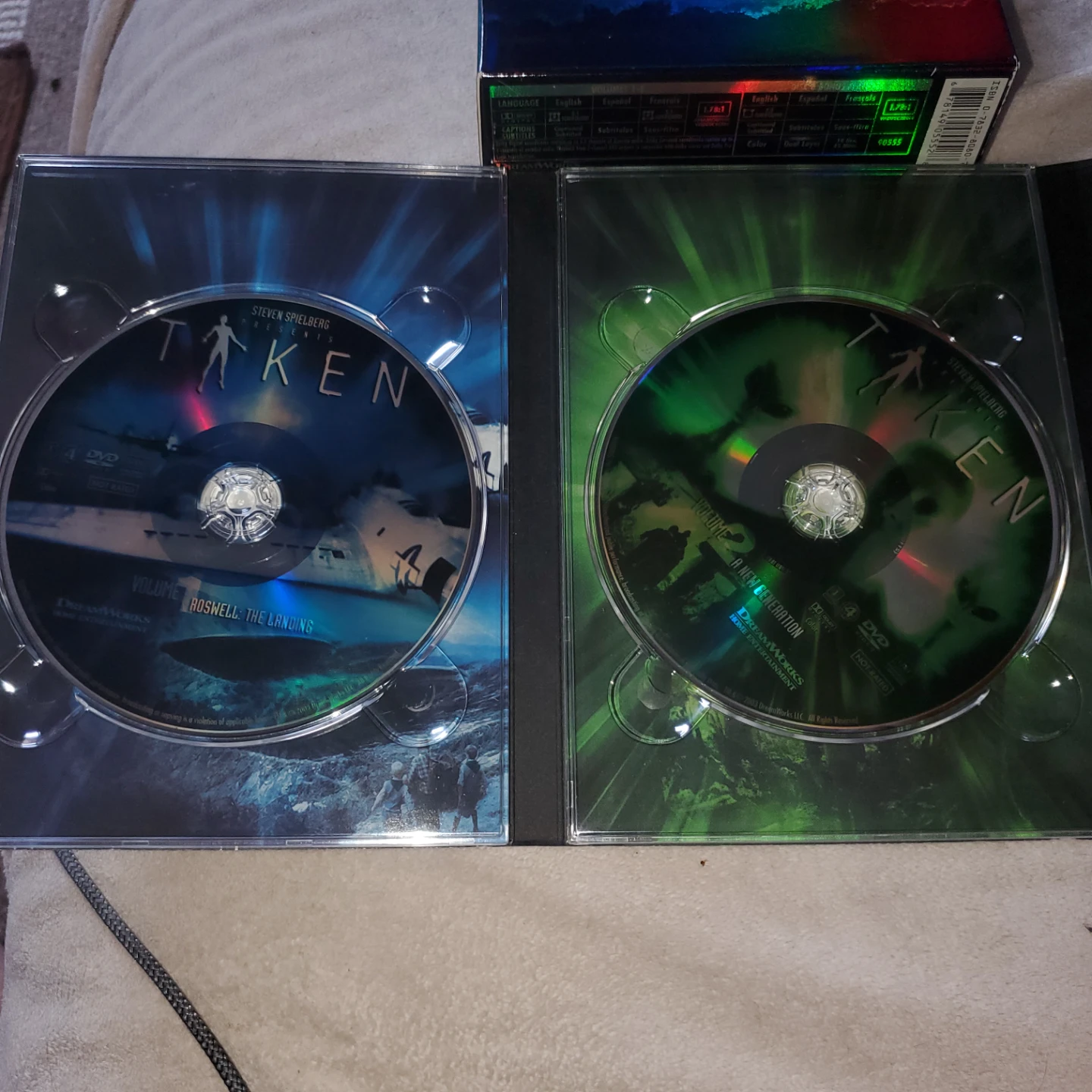 Steven Spielberg Presents Taken:  Epic Event DVD Set - photo 3