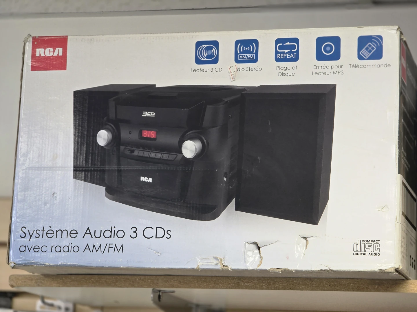 RCA 3 CD Audio System with AM/FM Radio