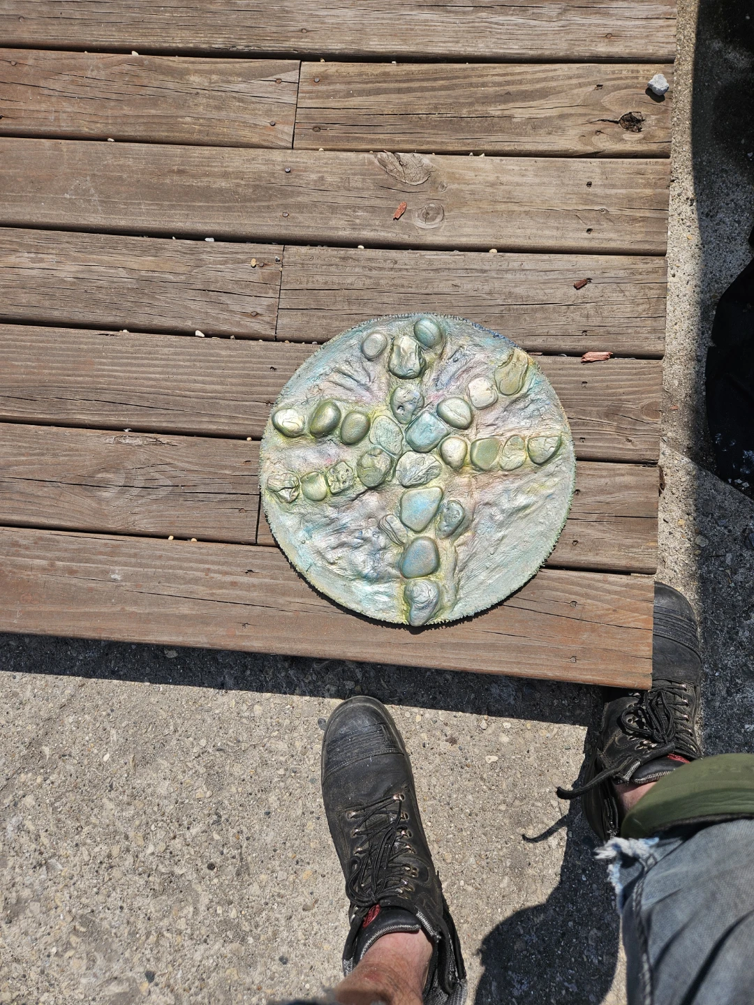 Hand made Decorative beach stone dragonfly garden stepper - photo 4