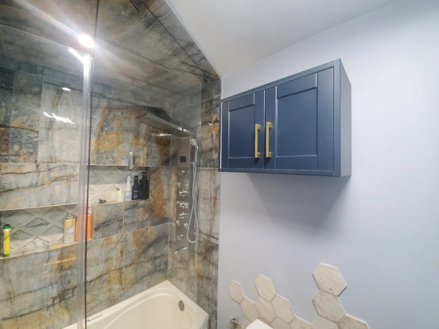 Bathroom - photo 5