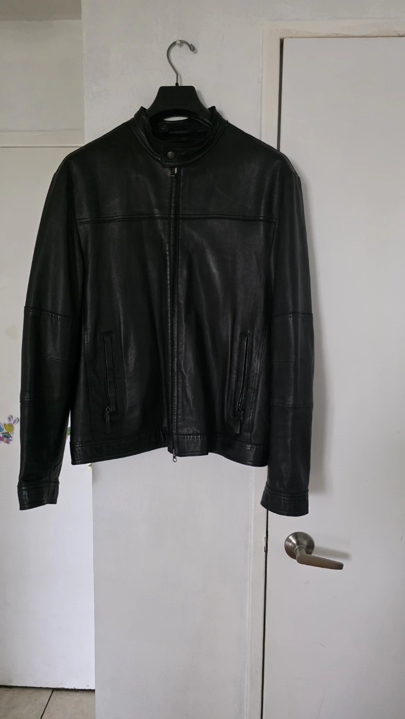 Banana Republic Black Leather Jacket - photo 2