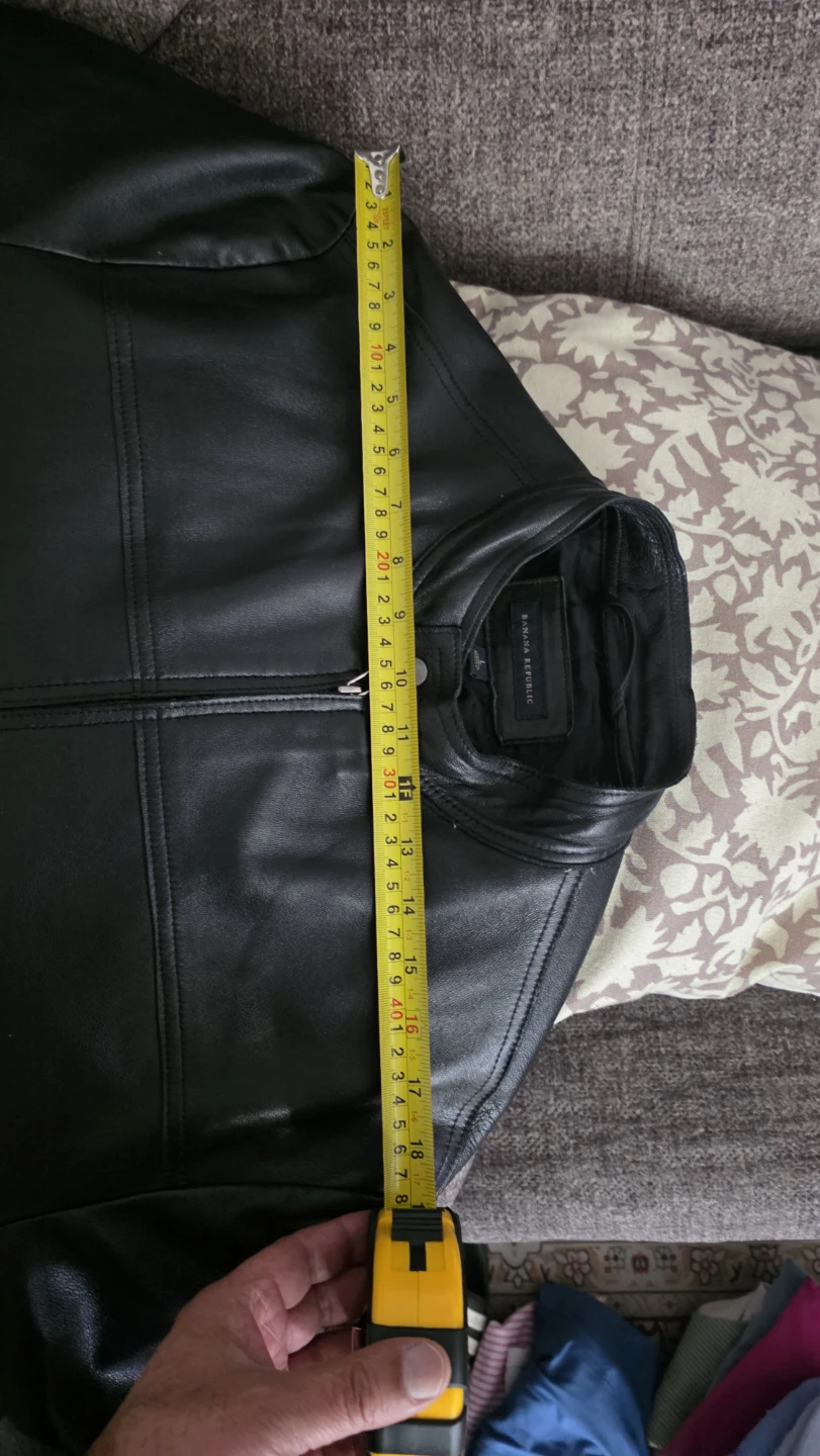 Banana Republic Black Leather Jacket - photo 3