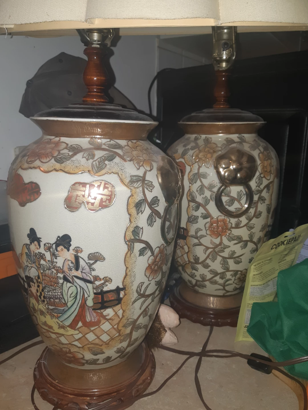 Satsuma Hand Painted Japanese Lamps ( 2 lamps ) - photo 2