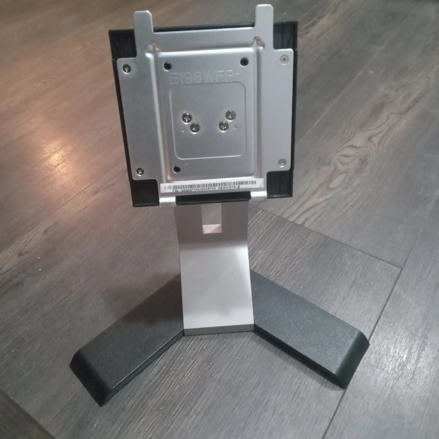 VESA compatible Dell monitor mount - photo 4