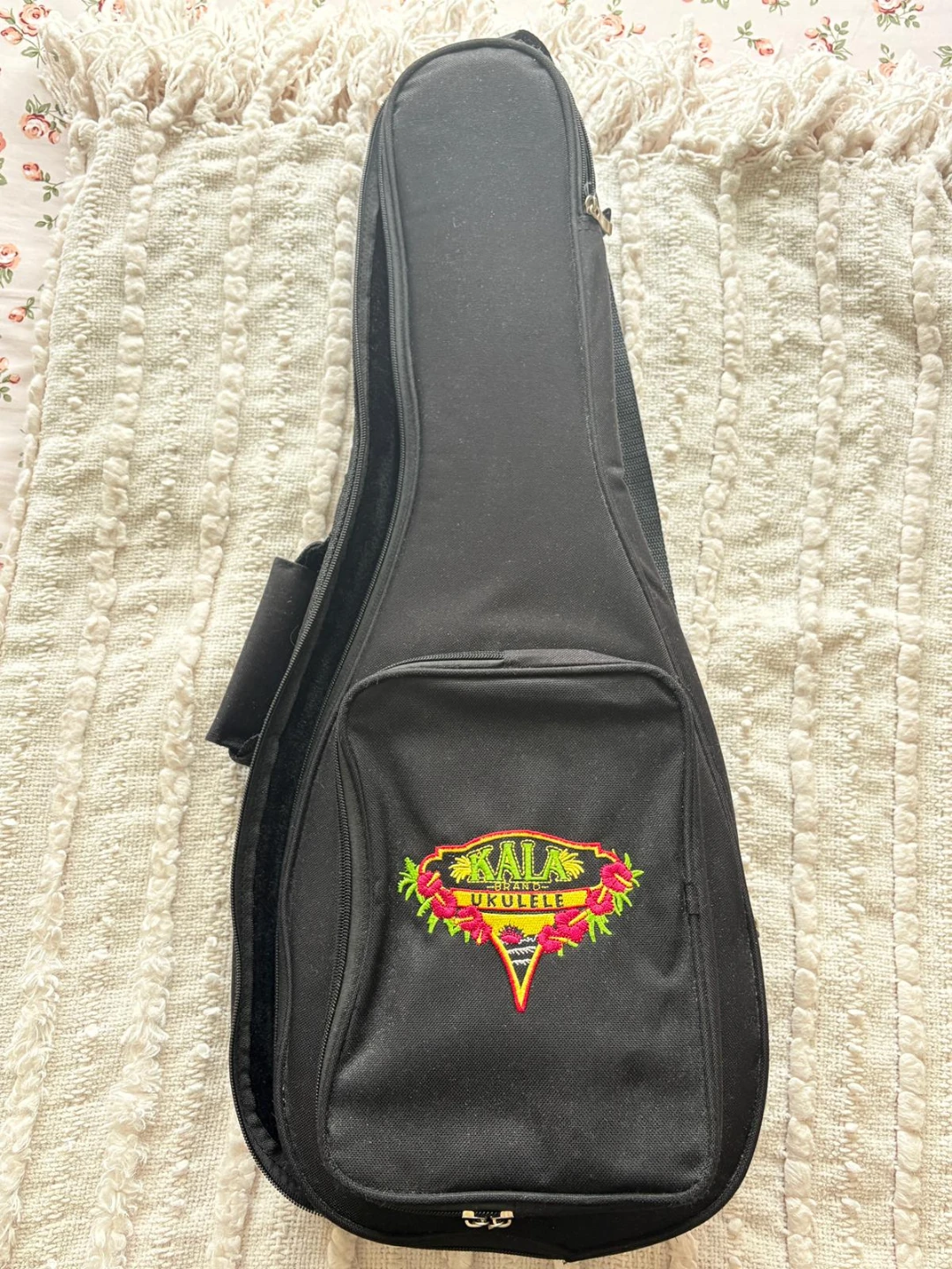 Makala MK-C Ukulele with Gig Bag - photo 4