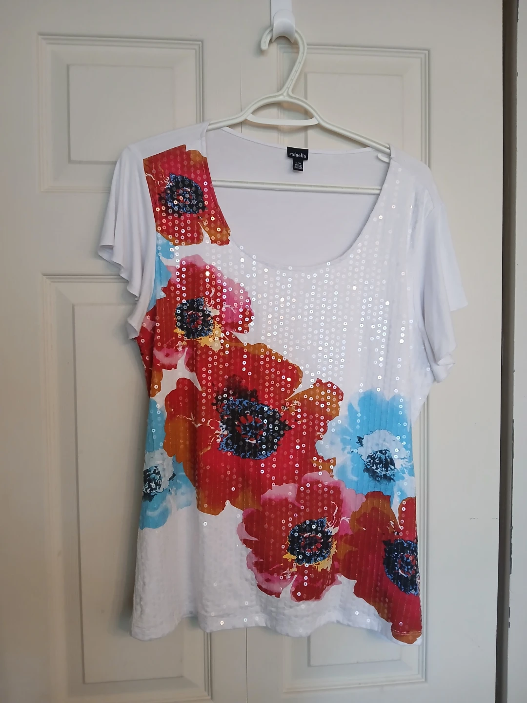 RAFAELLA white floral sequin top, size large (L)