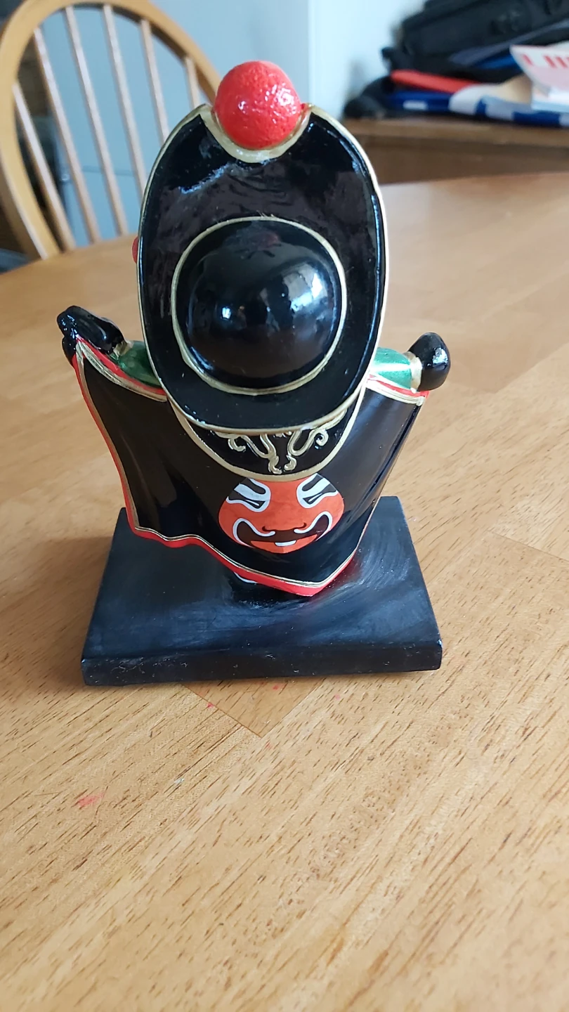 Panda Figurine in Traditional Chinese Opera Costume - photo 3