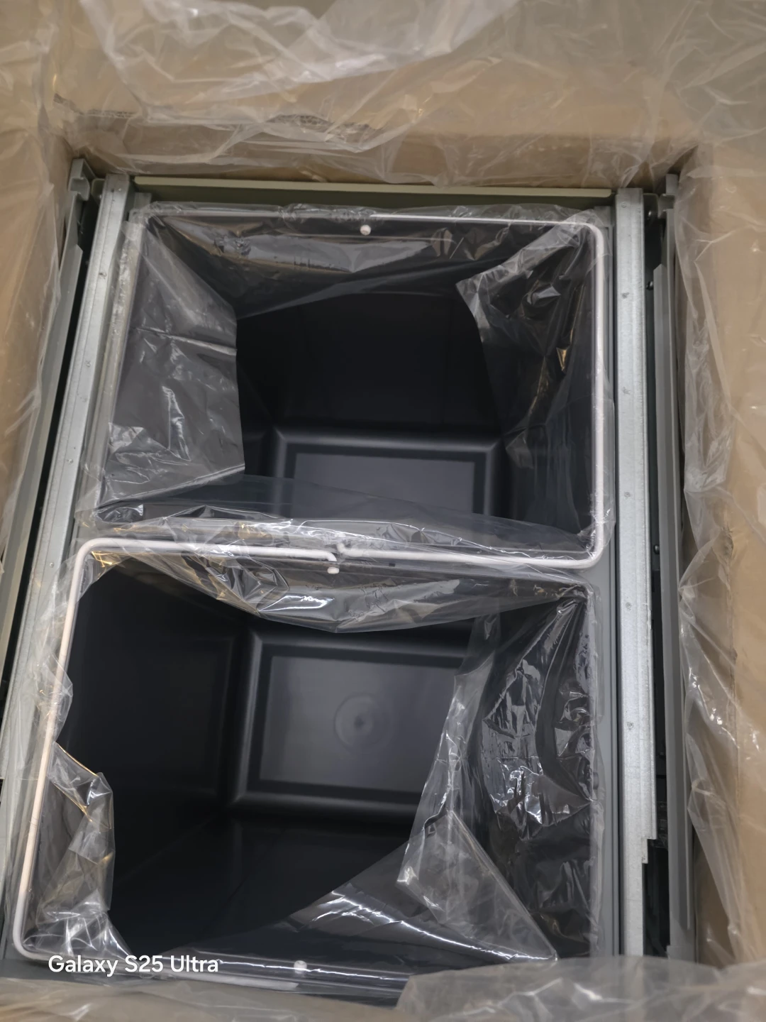 BINSPRO Soft Closing Pull Out Garbage Bins
