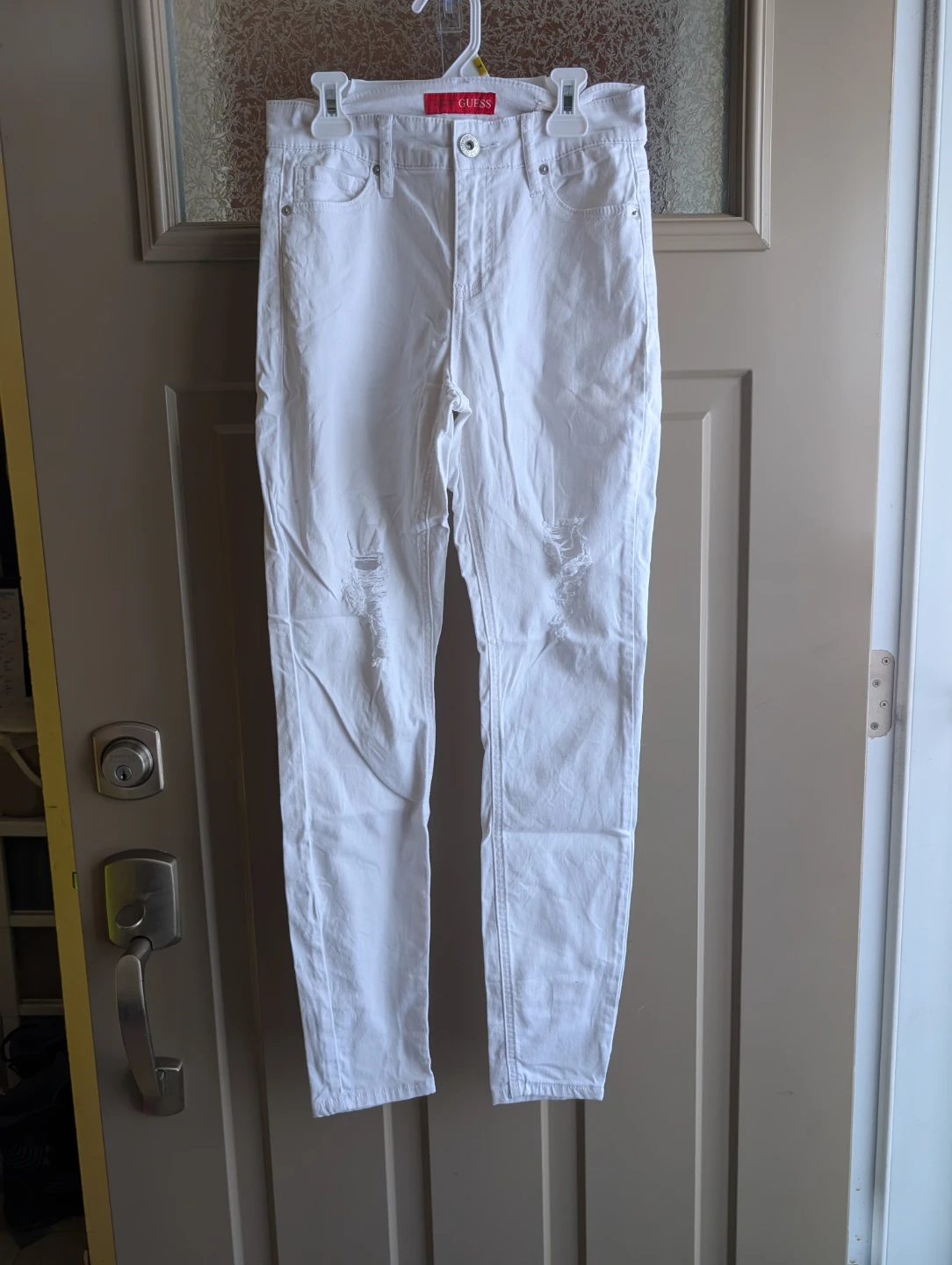 Womens sz 27 Guess Jeans