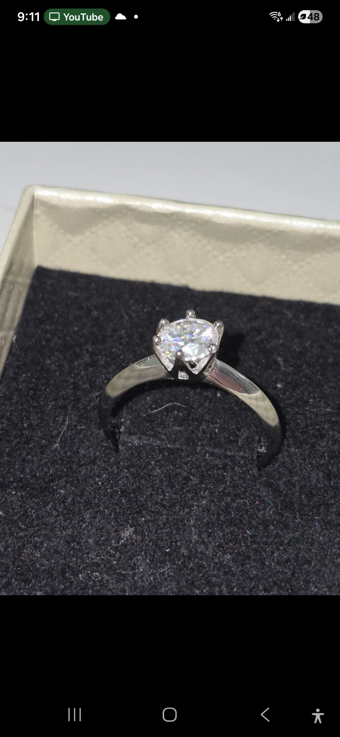 Moistenate adjustable engagement ring
