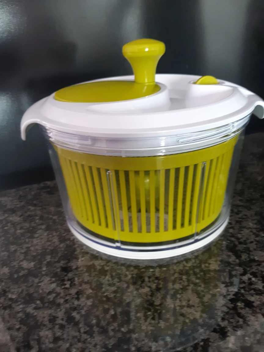 Salad Spinner - Small/Medium 🥕