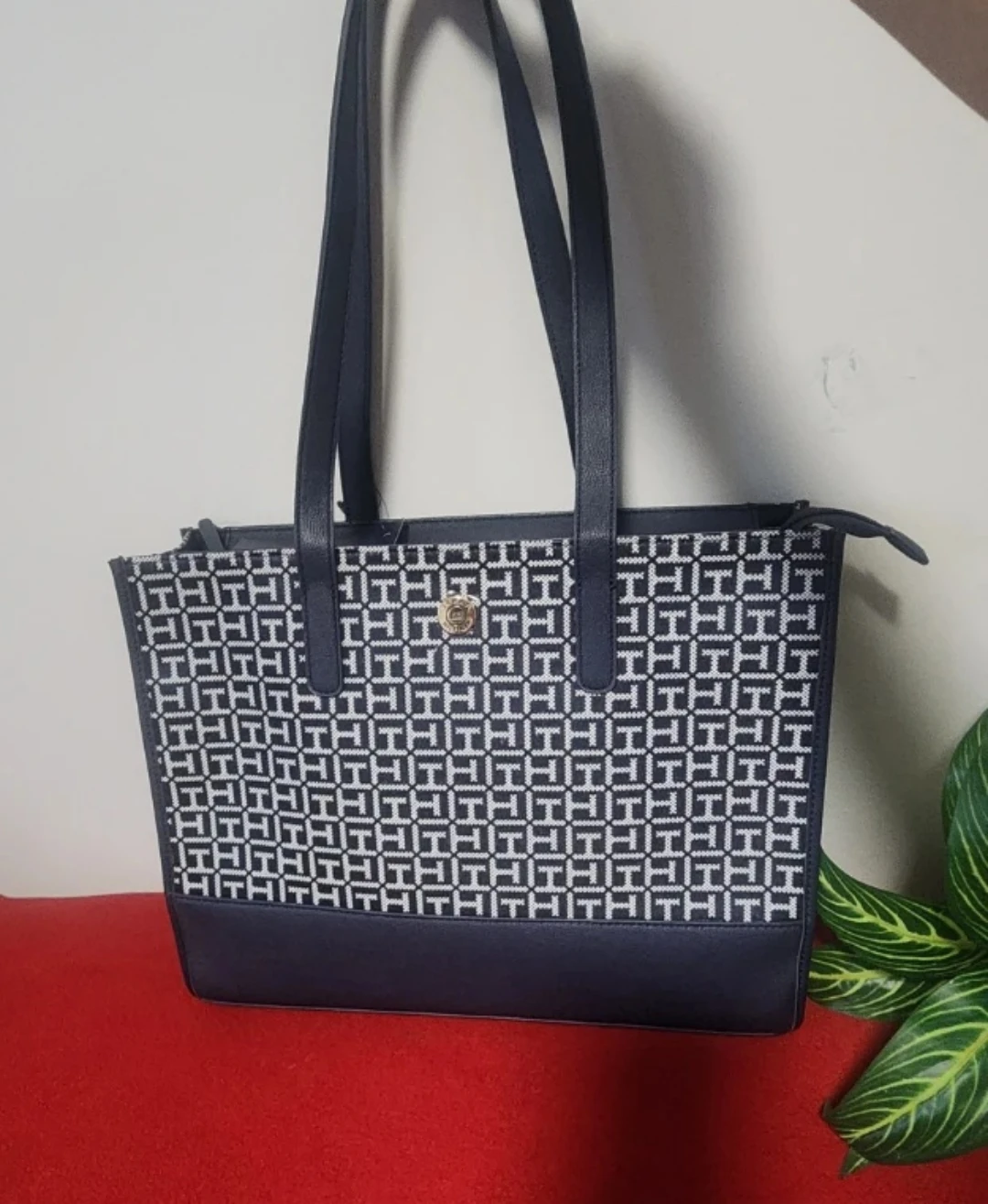 Tommy Hilfiger Tote Bag