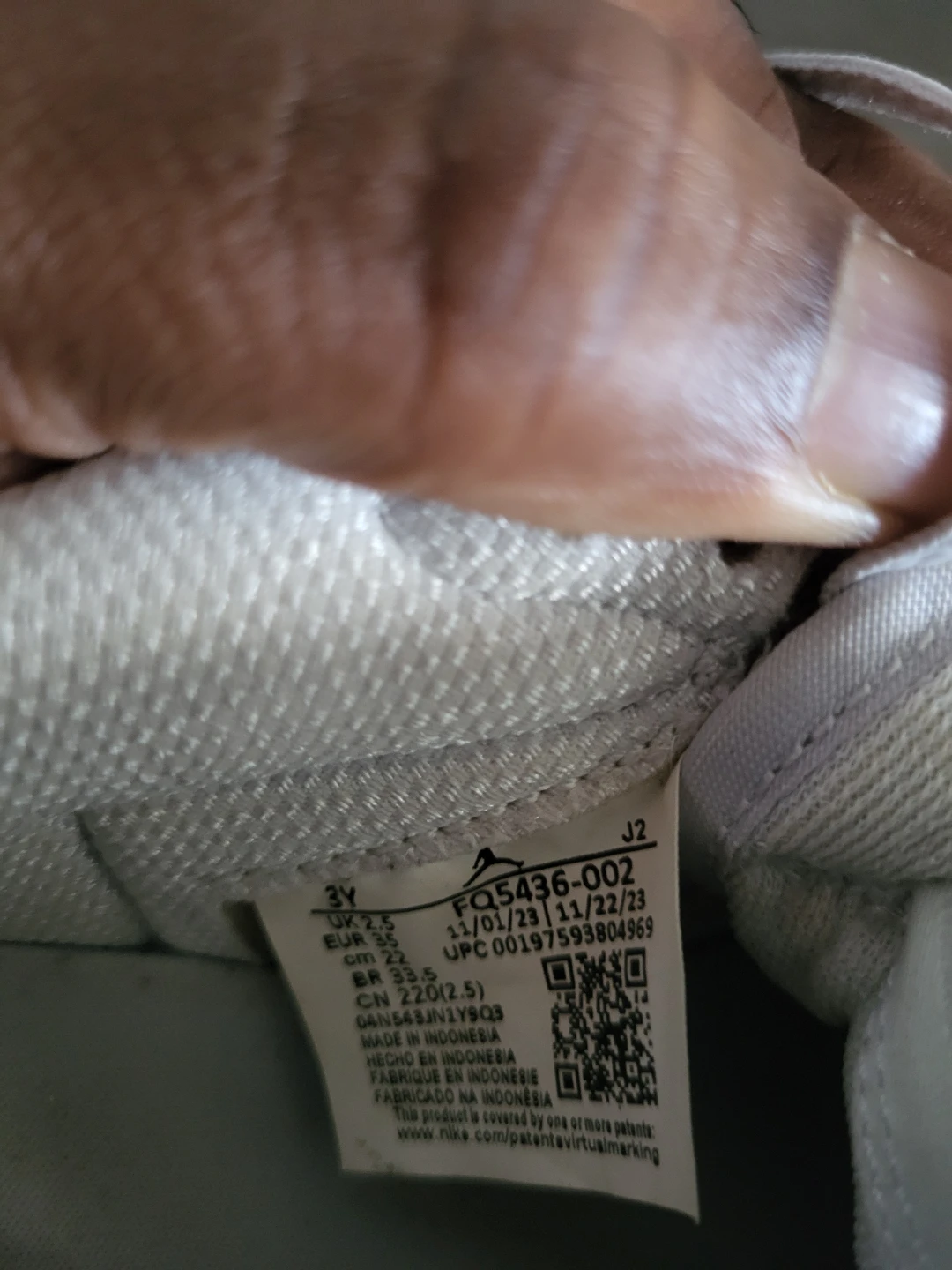 Nike Air Jordan 1 Low SE GS 'Light Arctic Pink' Sneakers - photo 2