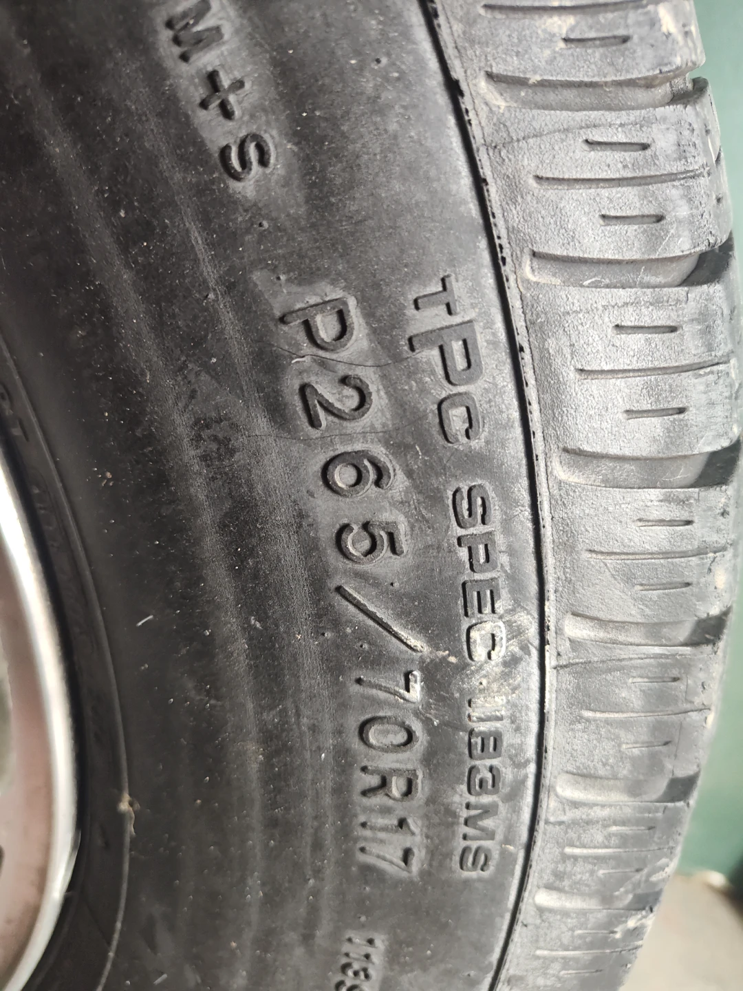 2018 Chevrolet Suburban used tires (3) no caps - photo 5
